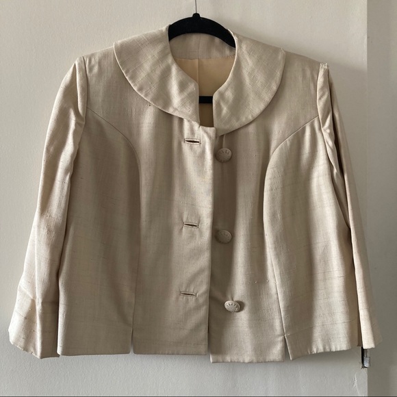 1960s Boxy Blazer in Tan - Picture 2 of 6